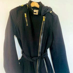 Michale Kors Rain Jacket in like new condition with zipper hood.